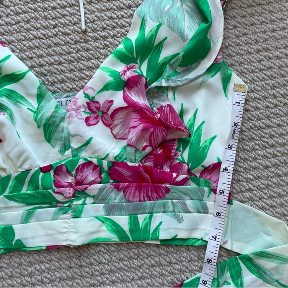 CityLux Cropped Floral Blouse Size S - Picture 16 of 16